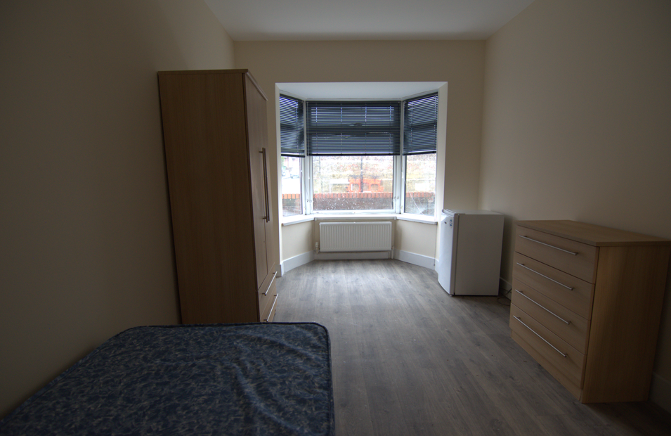 Tackling Homelessness in Portsmouth. Bed, room, accommodation.