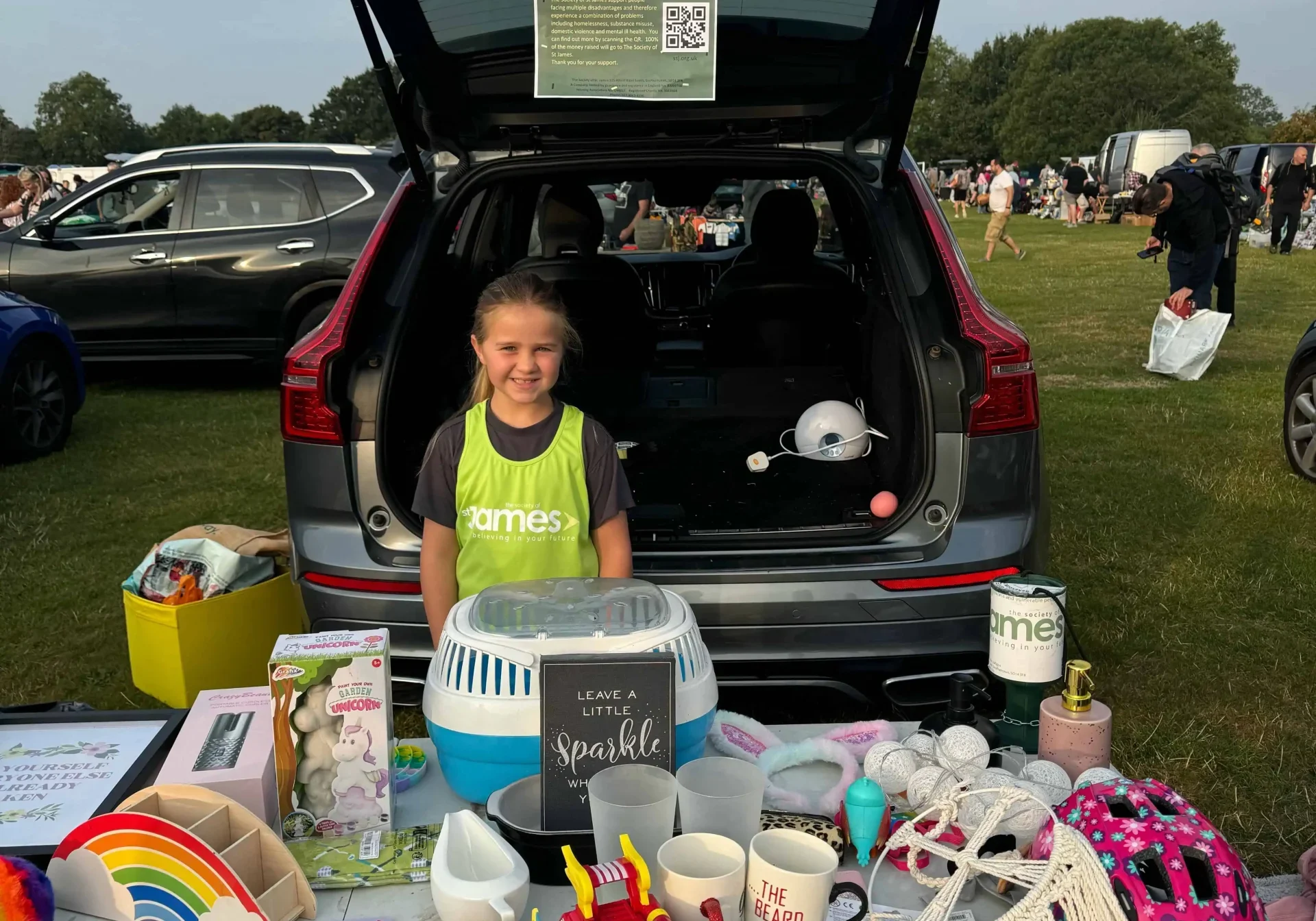 Hollie's Car Boot Sale Hollie's Car Boot Sale